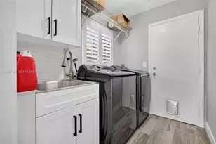 10885 SW 1st Ct, Coral Springs, FL 33071 - Photo 37