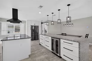 10885 SW 1st Ct, Coral Springs, FL 33071 - Photo 7