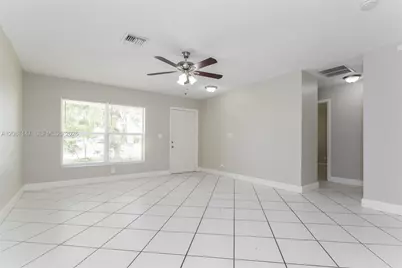 6129 Moonbeam Dr, Lake Worth, FL 33463 - Photo 5