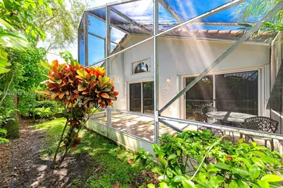 9706 Harbour Lake Cir, Boynton Beach, FL 33437 - Photo 23