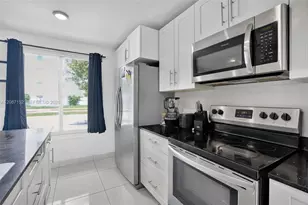 25836 SW 139th Path, Homestead, FL 33032 - Photo 13
