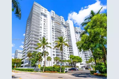 2801 NE 183rd St #1805W, Aventura, FL 33160 - Photo 13