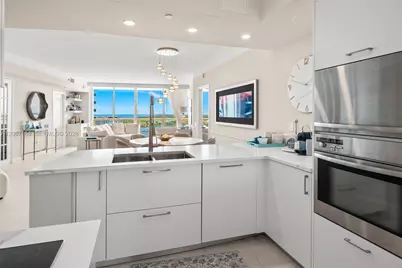 450 Alton Rd #2105, Miami Beach, FL 33139 - Photo 13