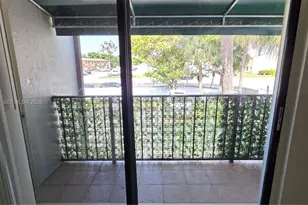 7429 SW 152nd Ave, Miami, FL 33193 - Photo 3