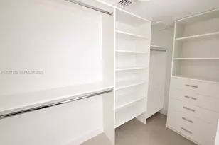 6620 Indian Creek Dr, Miami Beach, FL 33141 - Photo 5