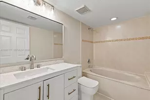 21000 SW 87th Ave, Cutler Bay, FL 33189 - Photo 15