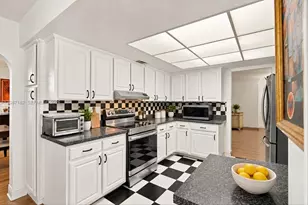 20120 Highland Lakes Blvd, Miami, FL 33179 - Photo 13