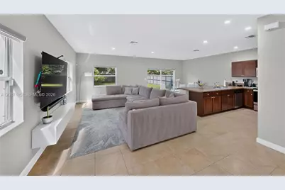 278 SE 31st Ter, Homestead, FL 33033 - Photo 7
