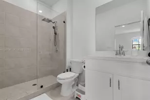 856 NW 3rd Way, Pompano Beach, FL 33060 - Photo 17