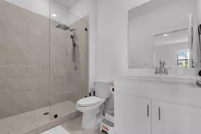 856 NW 3rd Way, Pompano Beach, FL 33060 - Photo 19