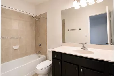 8954 W 35th Way, Hialeah, FL 33018 - Photo 17