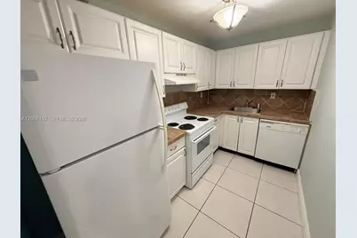 17530 NW 68th Ave #C4010, Hialeah, FL 33015 - Photo 7