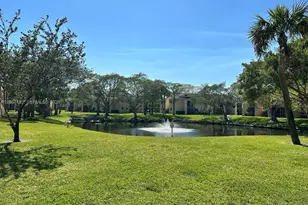 631 Cypress Lake Blvd, Deerfield Beach, FL 33064 - Photo 19