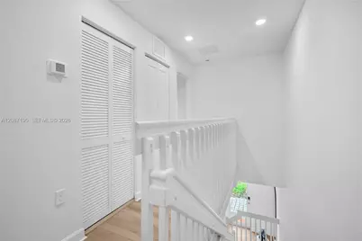 5075 SW 37th St, Pembroke Park, FL 33023 - Photo 17