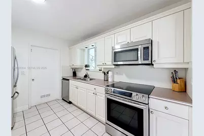 2501 NE 209th Ter, Miami, FL 33180 - Photo 13