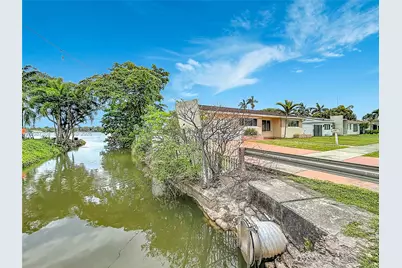 2501 NE 209th Ter, Miami, FL 33180 - Photo 55