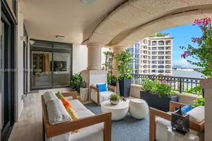 7052 Fisher Island Dr, Miami Beach, FL 33109 - Photo 5