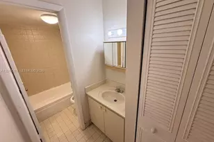 4713 NW 7th St, Miami, FL 33126 - Photo 3