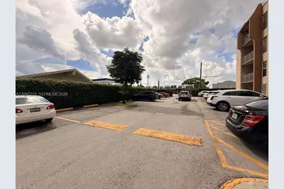 4713 NW 7th St #108-1, Miami, FL 33126 - Photo 17