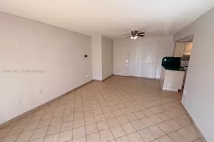 4713 NW 7th St, Miami, FL 33126 - Photo 13