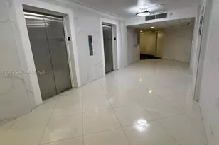 19370 Collins Ave, Sunny Isles Beach, FL 33160 - Photo 29
