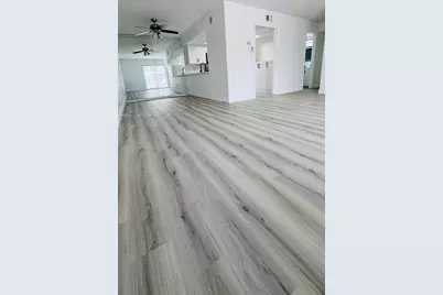 18216 Mediterranean Blvd #1-19, Hialeah, FL 33015 - Photo 23