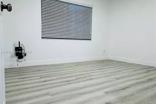 18216 Mediterranean Blvd, Hialeah, FL 33015 - Photo 15