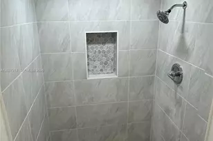 2025 NW 191st St, Miami Gardens, FL 33056 - Photo 25