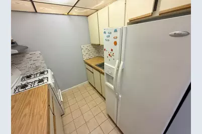 1255 W 53rd St #309, Hialeah, FL 33012 - Photo 13