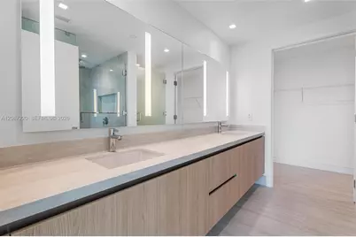2411 Laguna #2704, North Miami, FL 33181 - Photo 23