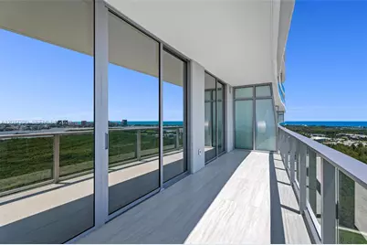 2411 Laguna #2704, North Miami, FL 33181 - Photo 7