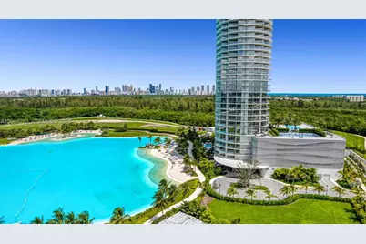 2411 Laguna #2704, North Miami, FL 33181 - Photo 35