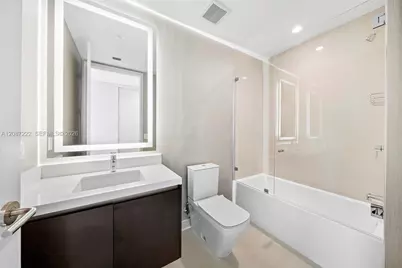 851 NE 1st Ave #5312, Miami, FL 33132 - Photo 41