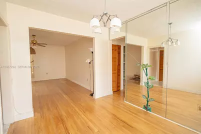637 SW 11th St #6W, Miami, FL 33129 - Photo 7