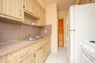 637 SW 11th St #6W, Miami, FL 33129 - Photo 17