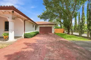 29415 SW 197th Ave, Homestead, FL 33030 - Photo 3