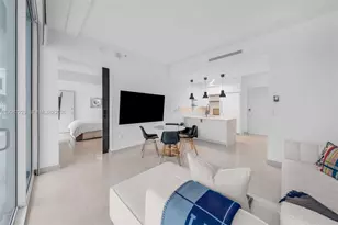 50 South Pointe Dr, Miami Beach, FL 33139 - Photo 9