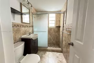 7336 Carlyle Ave, Miami Beach, FL 33141 - Photo 9