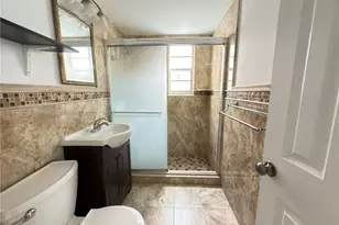 7336 Carlyle Ave, Miami Beach, FL 33141 - Photo 11