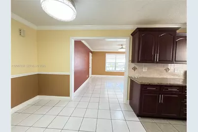 7336 Carlyle Ave #2, Miami Beach, FL 33141 - Photo 7