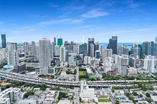 88 SW 7th St, Miami, FL 33130 - Photo 37