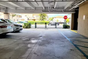 208 NW 47th Ave, Miami, FL 33126 - Photo 9