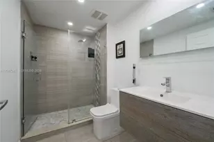 208 NW 47th Ave, Miami, FL 33126 - Photo 19