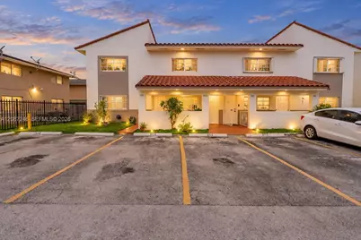 7878 W 29th Ln #202-20, Hialeah, FL 33018 - Photo 3