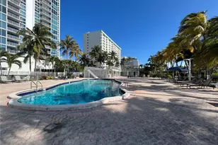 2655 Collins Ave, Miami Beach, FL 33140 - Photo 29