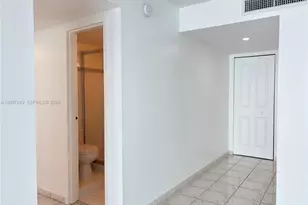 2655 Collins Ave, Miami Beach, FL 33140 - Photo 11