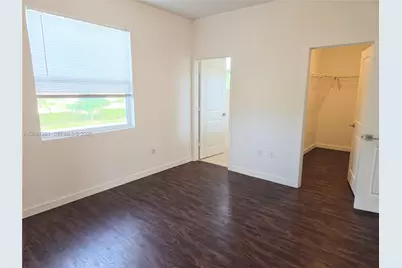 389 NE 5th Pl #389, Florida City, FL 33034 - Photo 5