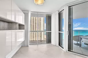 16485 Collins Ave, Sunny Isles Beach, FL 33160 - Photo 17