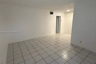 16851 NE 18th Ave, North Miami Beach, FL 33162 - Photo 7