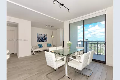 999 SW 1st Ave #2512, Miami, FL 33130 - Photo 3